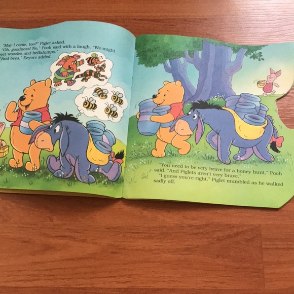 Winnie the Pooh Storybook Collection - Picture 11 of 11